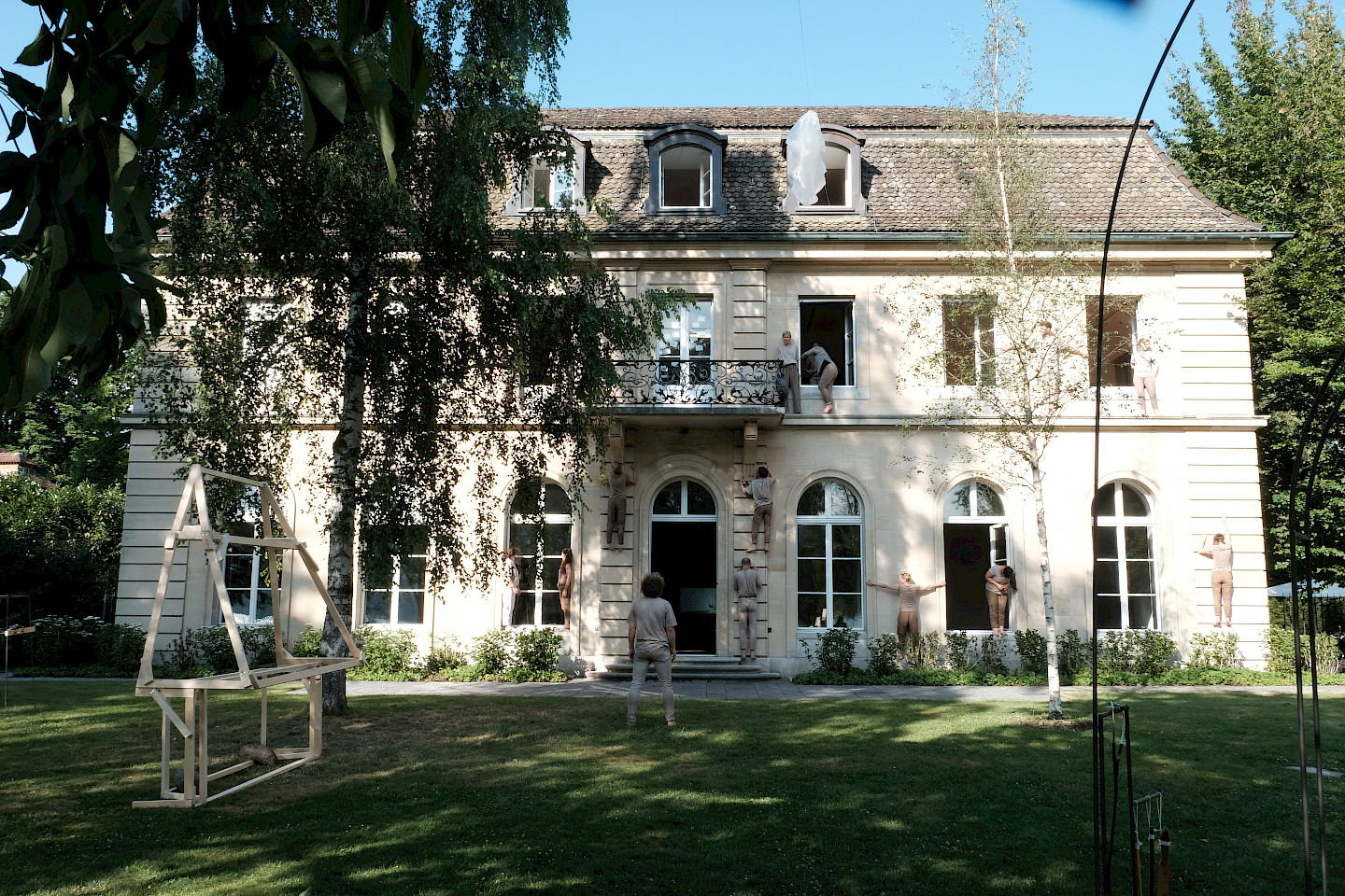 Die Villa Bellerive im Kontext der Riesbacher Villen.