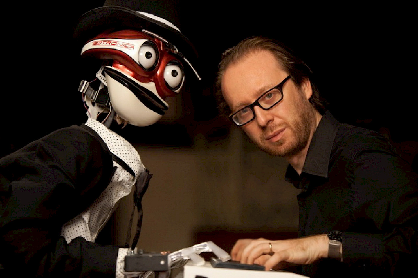 Klavierabend «TeoTronico: Roboterpianist vs. Menschpianist»