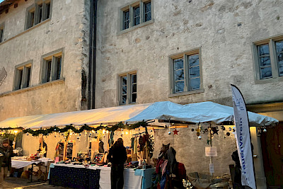 CHRISTMAS MARKET IN THE COURTYARD