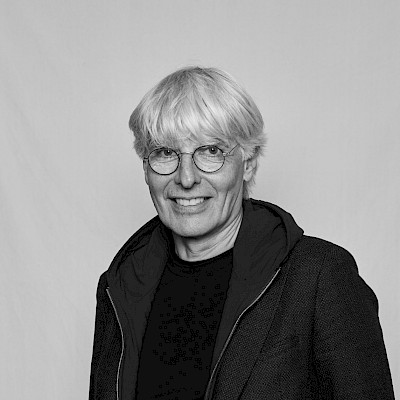 ‘Das Falkenschloss’ – the ‘NZZ’ novel by Richard Reich